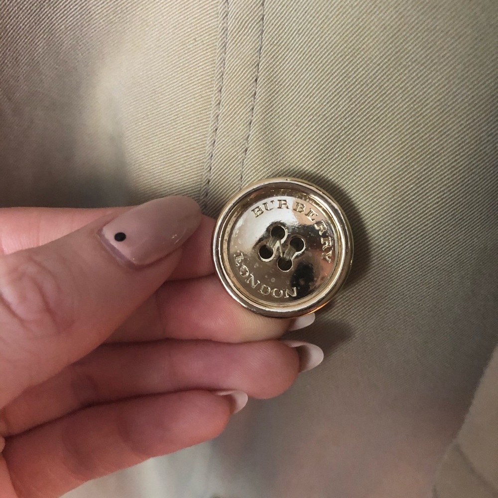 Burberry Trench Coat - Picture 8 of 8